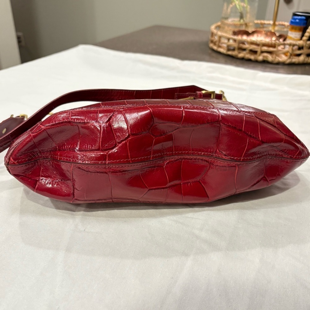 Maxx New York Deep Red Croc-Embossed Shoulder Bag Gold Buckle - Picture 6 of 13